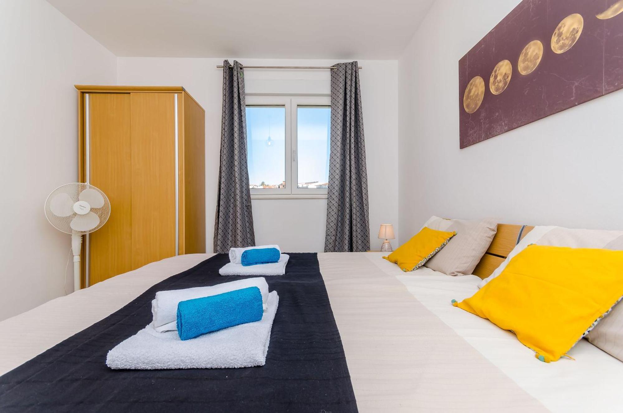 Apartment Mario Trogir Exterior photo